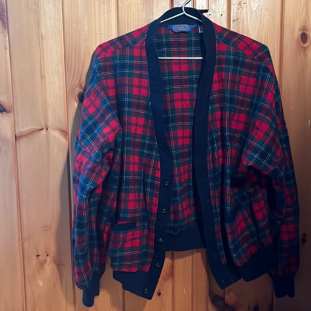Pendleton Wool plaid cardigan! Vintage! great shape and super warm
